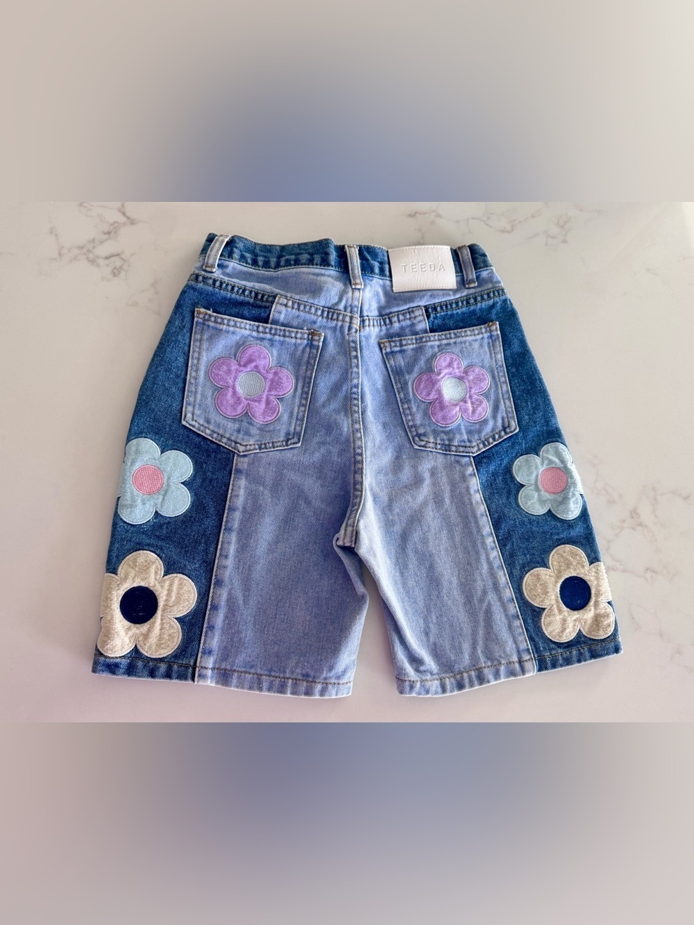 TEEDA Floral Patch Denim Shorts Girls Small Y2K Retro Daisy Jean Shorts